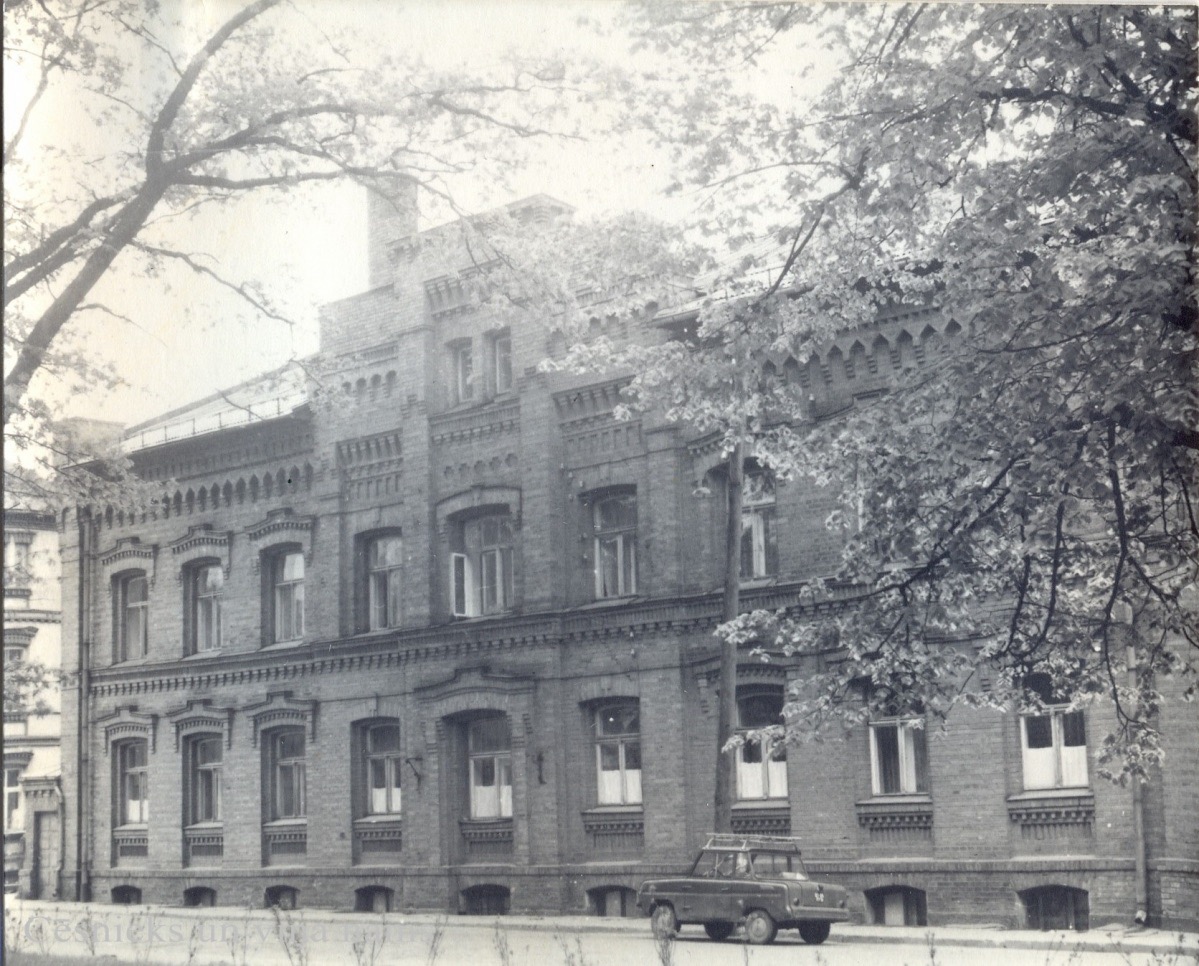 Poliklīnika